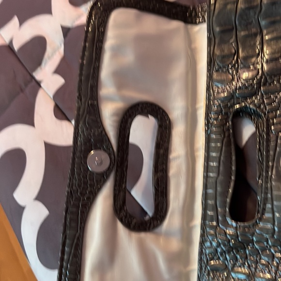 nine West Faux Snakeskin Oversized Clutch in silver - Picture 3 of 5